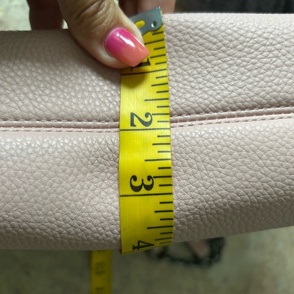 Dolce Vita Rose Colored Vegan Pebbled Leather Shoulder Purse with Chain Strap - Picture 11 of 12